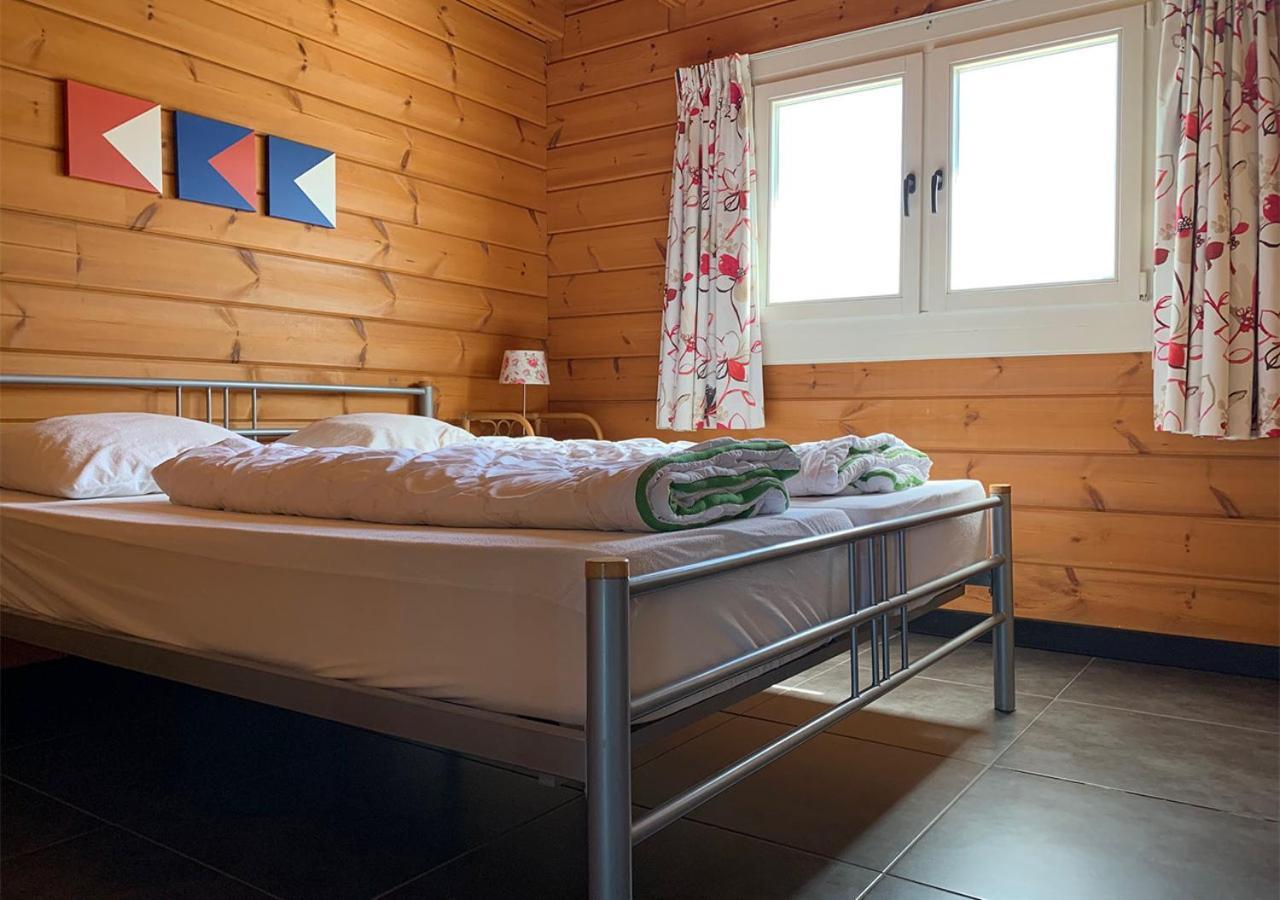 Chaletparc Krabbenkreek Zeeland - Chalet 214 Sint Annaland Bagian luar foto