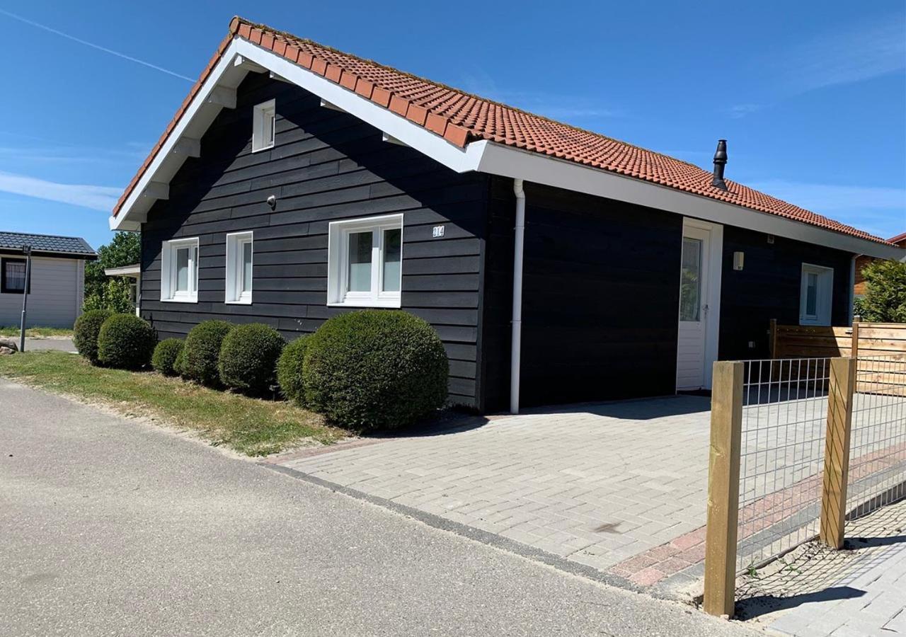 Chaletparc Krabbenkreek Zeeland - Chalet 214 Sint Annaland Bagian luar foto